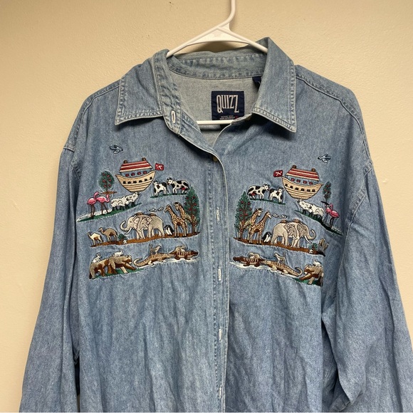 quizz Tops - Vintage 90’s Quizz Women Noah’s Arc Embroidered Denim Shirt